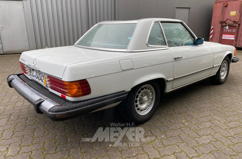 MERCEDES-BENZ W107 450SL