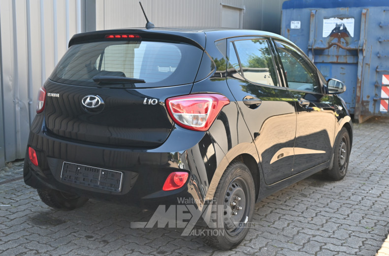 HYUNDAI i10 1.0 Green, phantom black