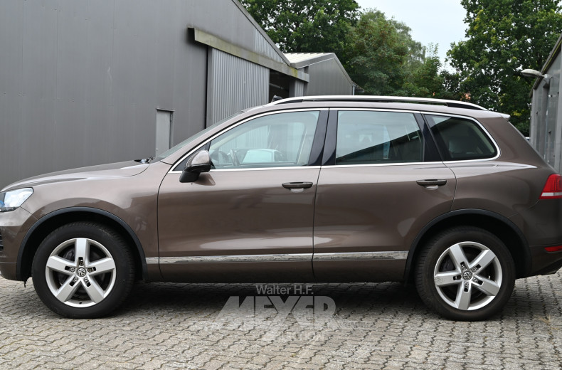 VOLKSWAGEN Touareg V6 FSI BlueMotion