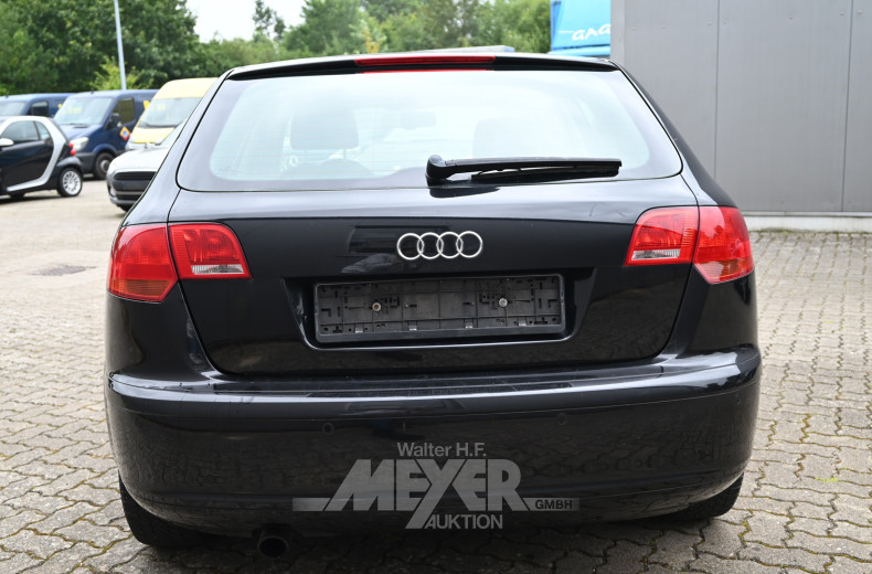 AUDI A3 1.6 TSI, schwarz