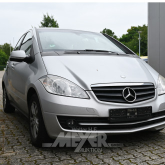 MERCEDES-BENZ A180 CDI, silber