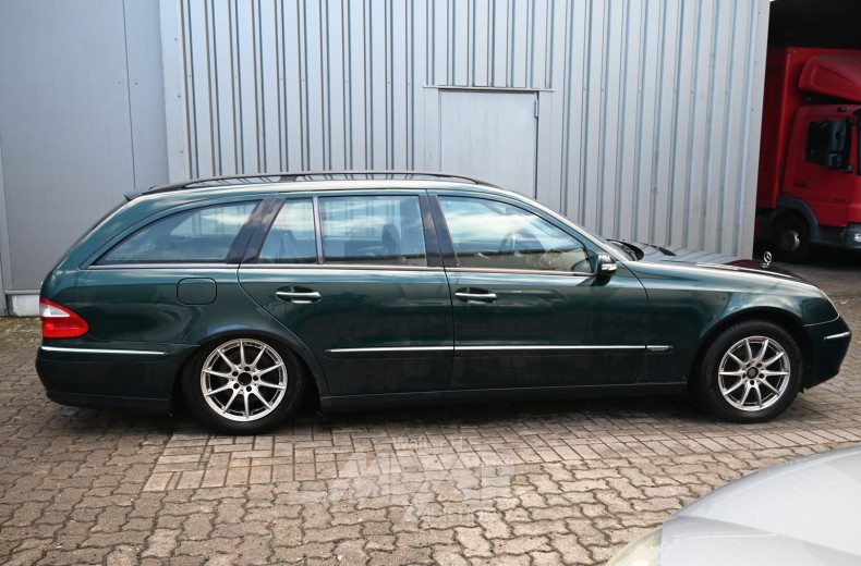 MERCEDES-BENZ W211 E270 CDI T-Modell