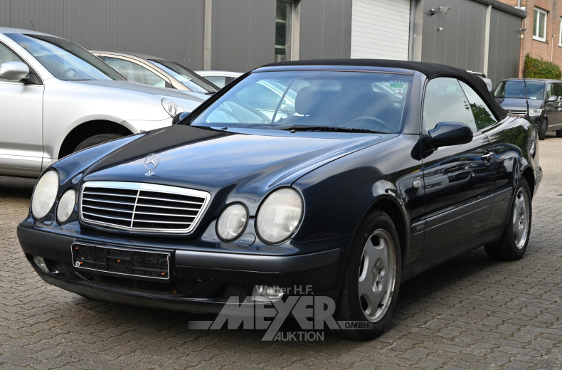 MERCEDES-BENZ CLK 320 Elegance,