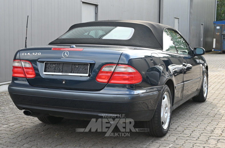 MERCEDES-BENZ CLK 320 Elegance,