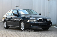 BMW 525i E39 spahirschwarz metallic,