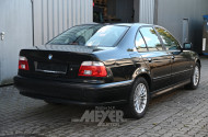 BMW 525i E39 spahirschwarz metallic,