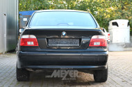 BMW 525i E39 spahirschwarz metallic,