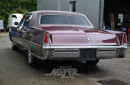 CADILLAC Fleetwood 60s Limousine