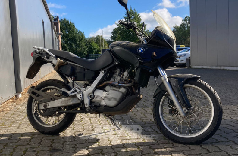 BMW F650 Motorrad, teilzerlegt