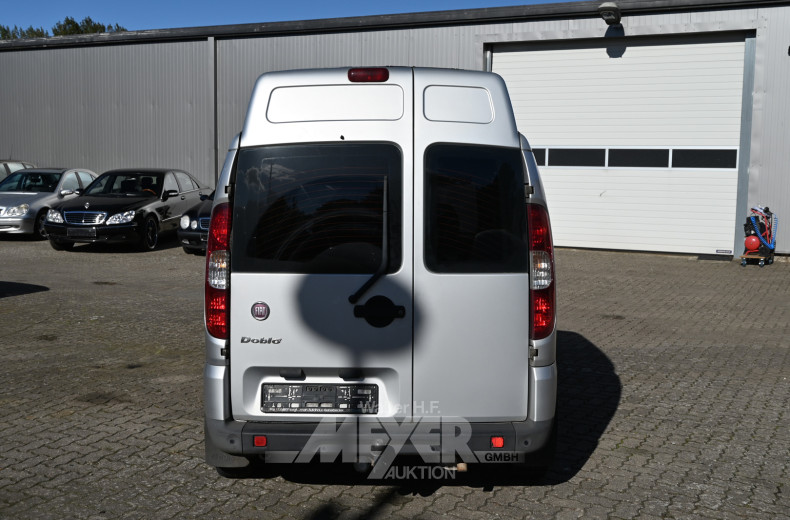 FIAT Doblo Kleinkastenwagen,silber