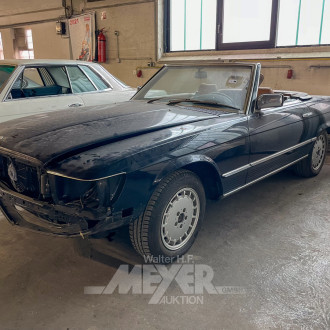 MERCEDES-BENZ R107 500SL