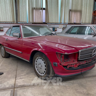 MERCEDES-BENZ R107 SL560