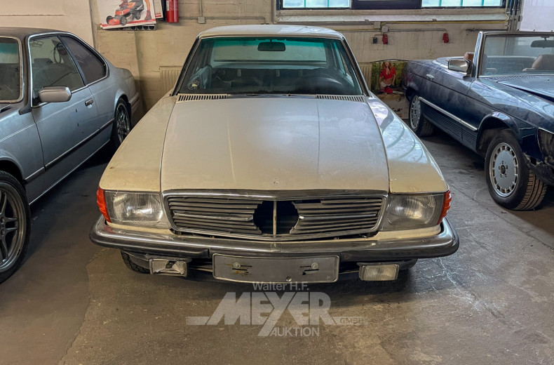 MERCEDES-BENZ C107 SLC350