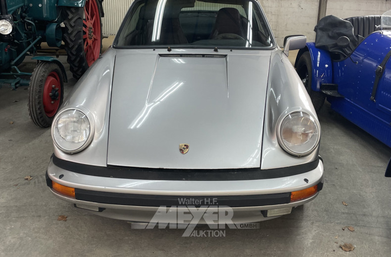 PORSCHE 911 Carrera 3.2 Targa, silber