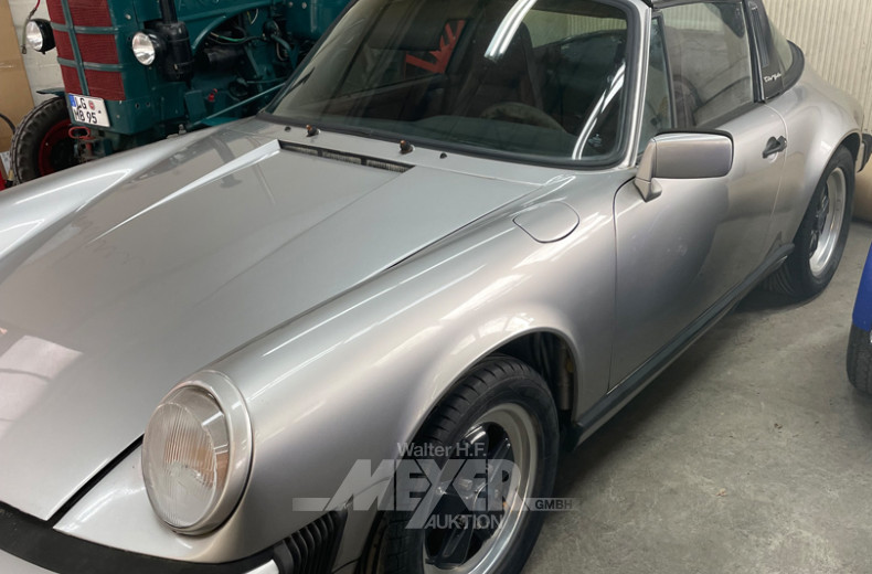 PORSCHE 911 Carrera 3.2 Targa, silber