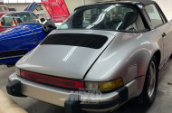 PORSCHE 911 Carrera 3.2 Targa, silber