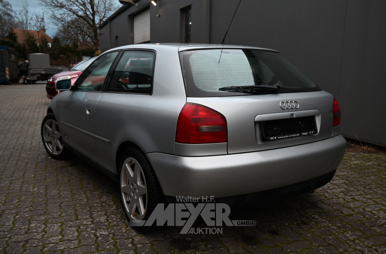 AUDI A3 1.8 5V Turbo, silber metallic