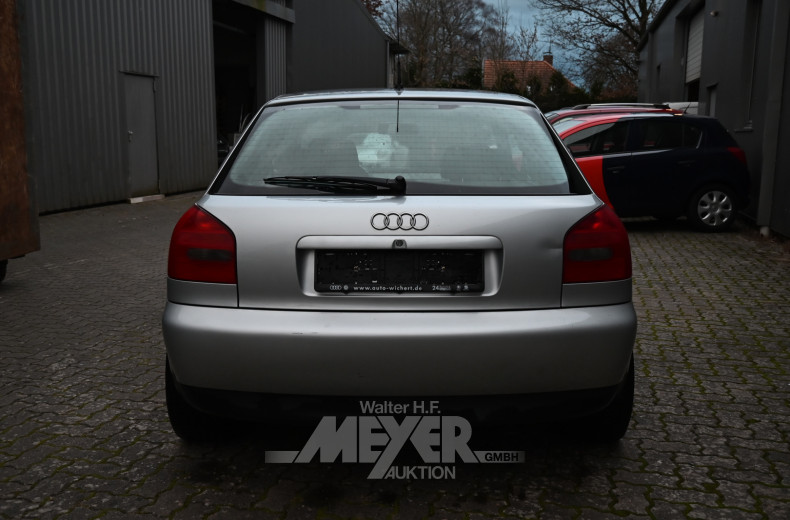 AUDI A3 1.8 5V Turbo, silber metallic