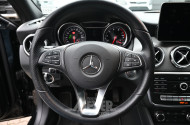 MERCEDES-BENZ GLA 180, kosmosblack