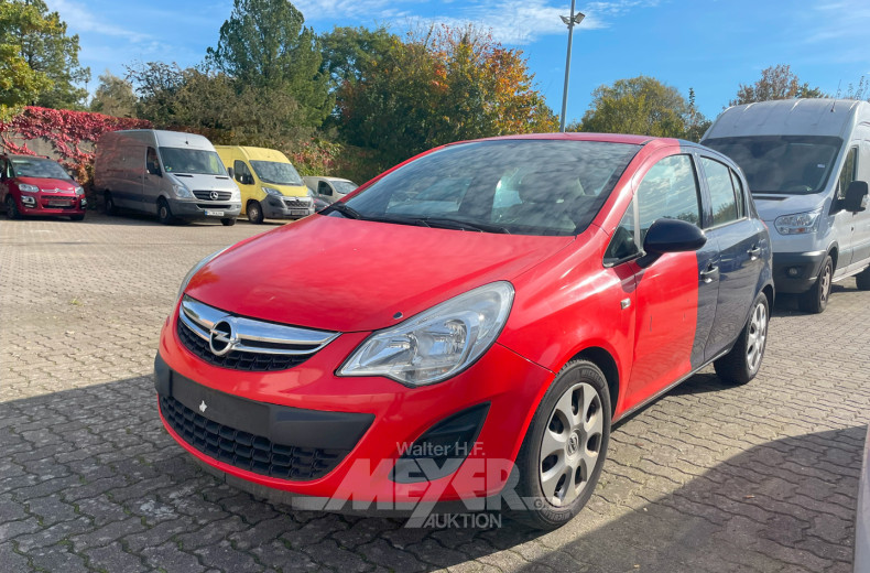 OPEL Corsa, rot/blau, teilfoliert