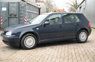 VOLKSWAGEN Golf IV, blau, 4-trg.