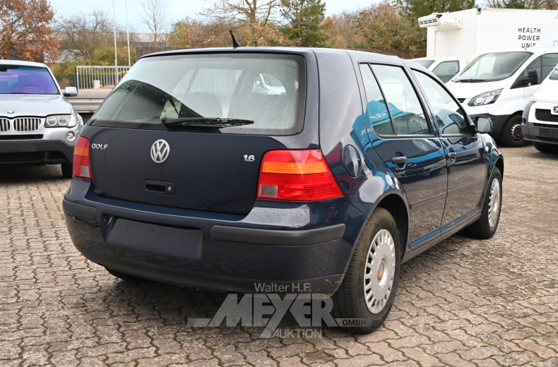 VOLKSWAGEN Golf IV, blau, 4-trg.