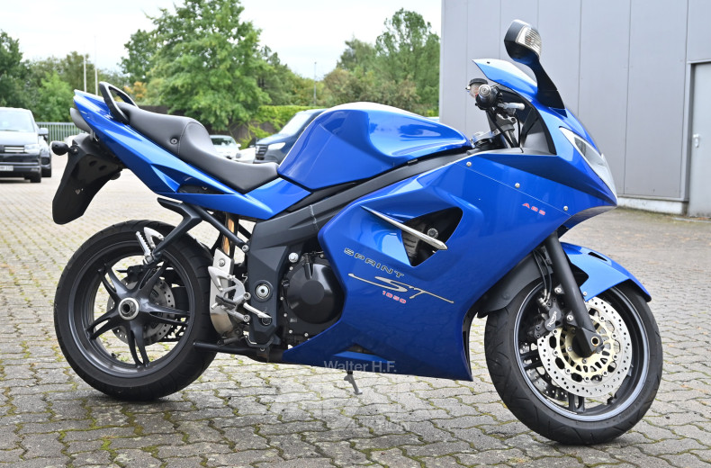 Motorrad TRIUMPH Sprint ST 1050, blau