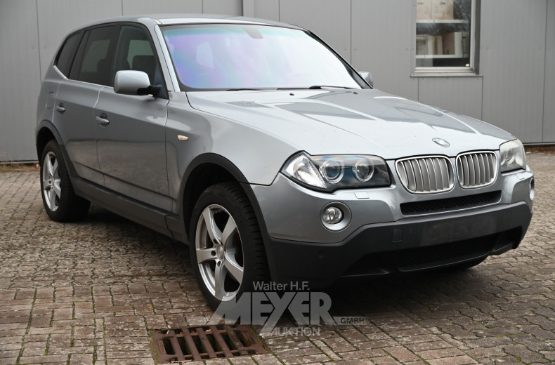 BMW X3, silber