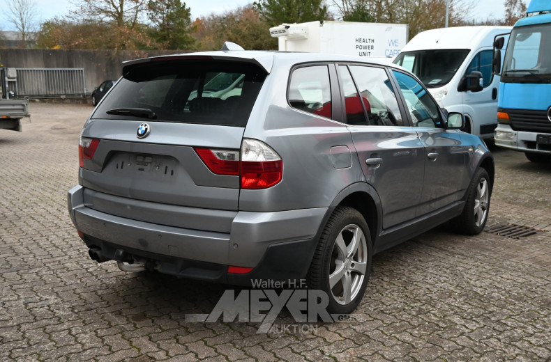 BMW X3, silber