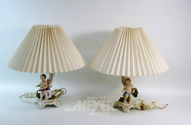 2 Tischlampen, Porzellanfuß mit Putti,