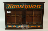 kl. Vitrinenschrank ''Hansaplast''