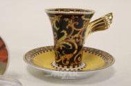 3 Sammeltassen, ROSENTHAL ''Versace sowie