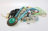 Posten Modeschmuck, u.a. Armreifen,