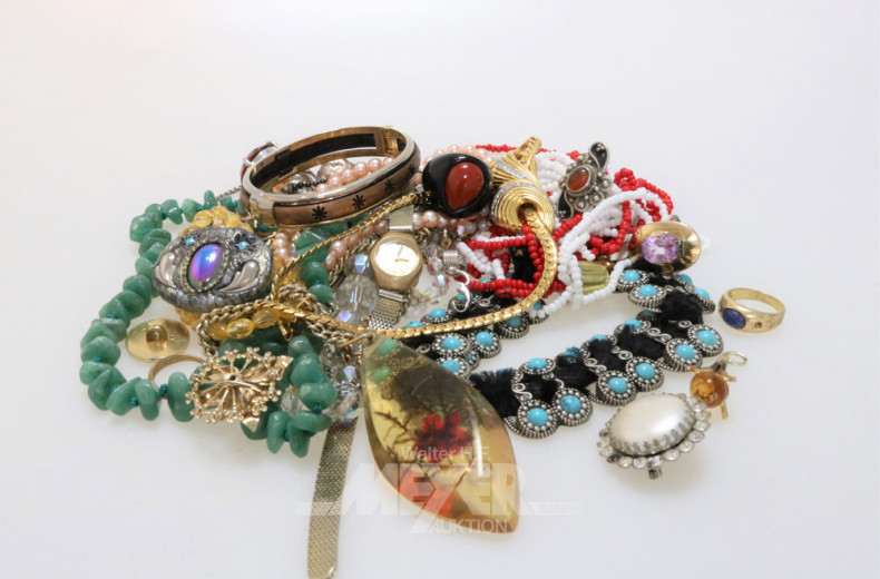 Posten Modeschmuck, u.a. Armreifen,