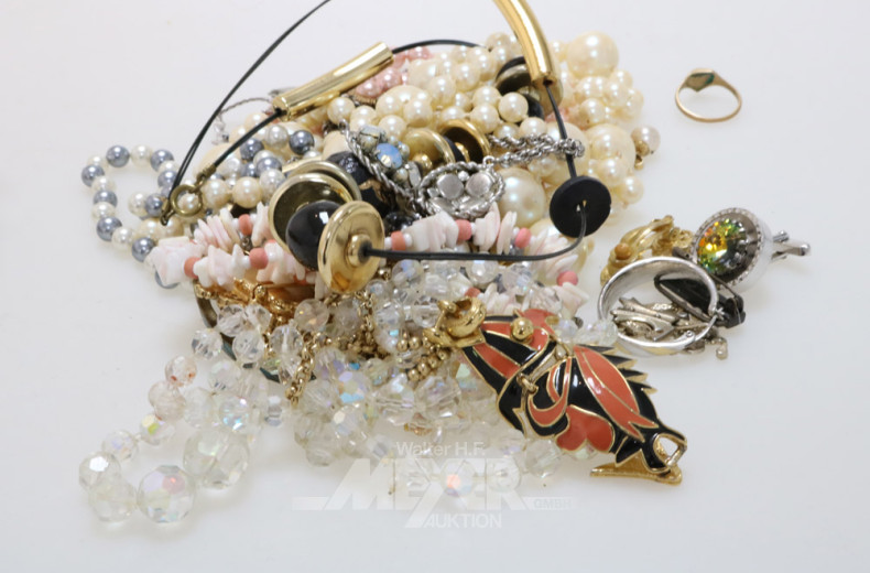 Posten Modeschmuck, u.a. Armreifen,