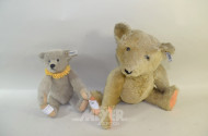 2 Teddybären, Fabr.: STEIFF,