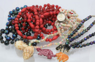 Posten Modeschmuck, u.a. Broschen,