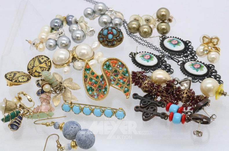 Posten Modeschmuck: Armreif, Ketten,