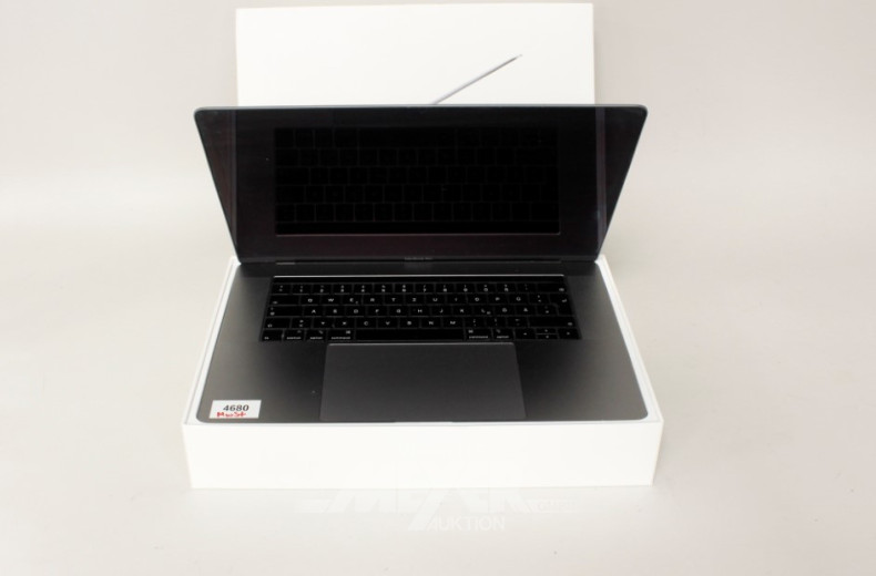 Laptop APPLE MacBook Pro 15'', space grey