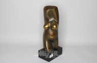 Bronzefigur ''Weibl. Akt'',