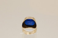 Ring, 750er GG, mit Farbstein blau,