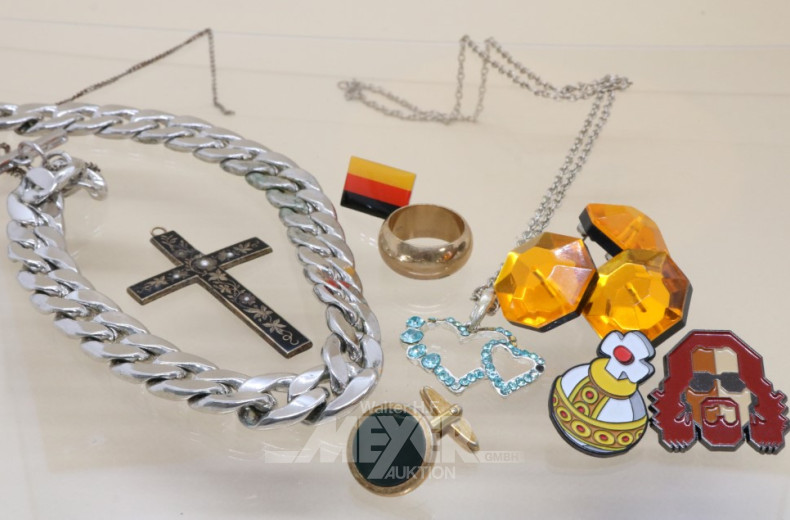 Posten Modeschmuck, best. aus: