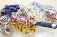 Konvolut Modeschmuck best. aus: