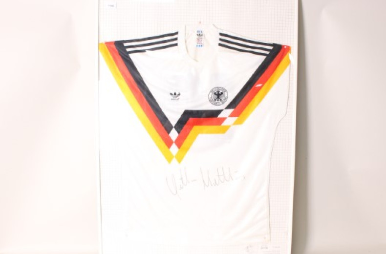 Fußball-Trikot, DFB, signiert, gerahmt