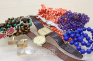 Posten versch. Modeschmuck:Ketten,