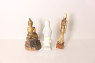 3 versch. Figuren, u.a. Buddha