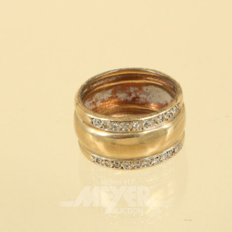 Ring, 585er GG, mit Diamanten,