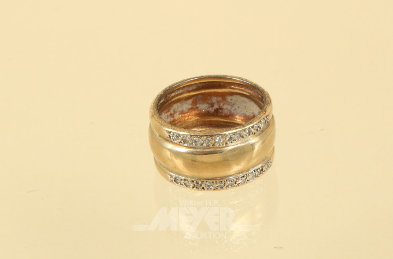 Ring, 585er GG, mit Diamanten,