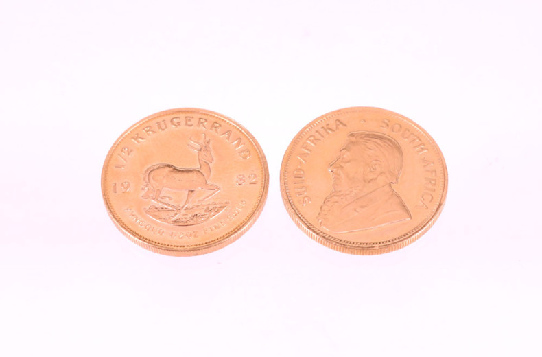 2 Goldmünzen, ½ Unze Krügerrand Südafrika,