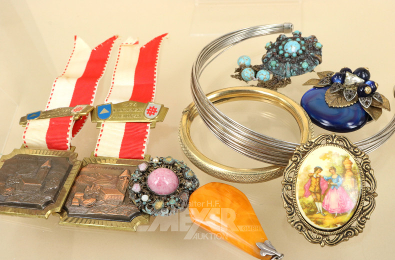 Konvolut Modeschmuck best. aus: